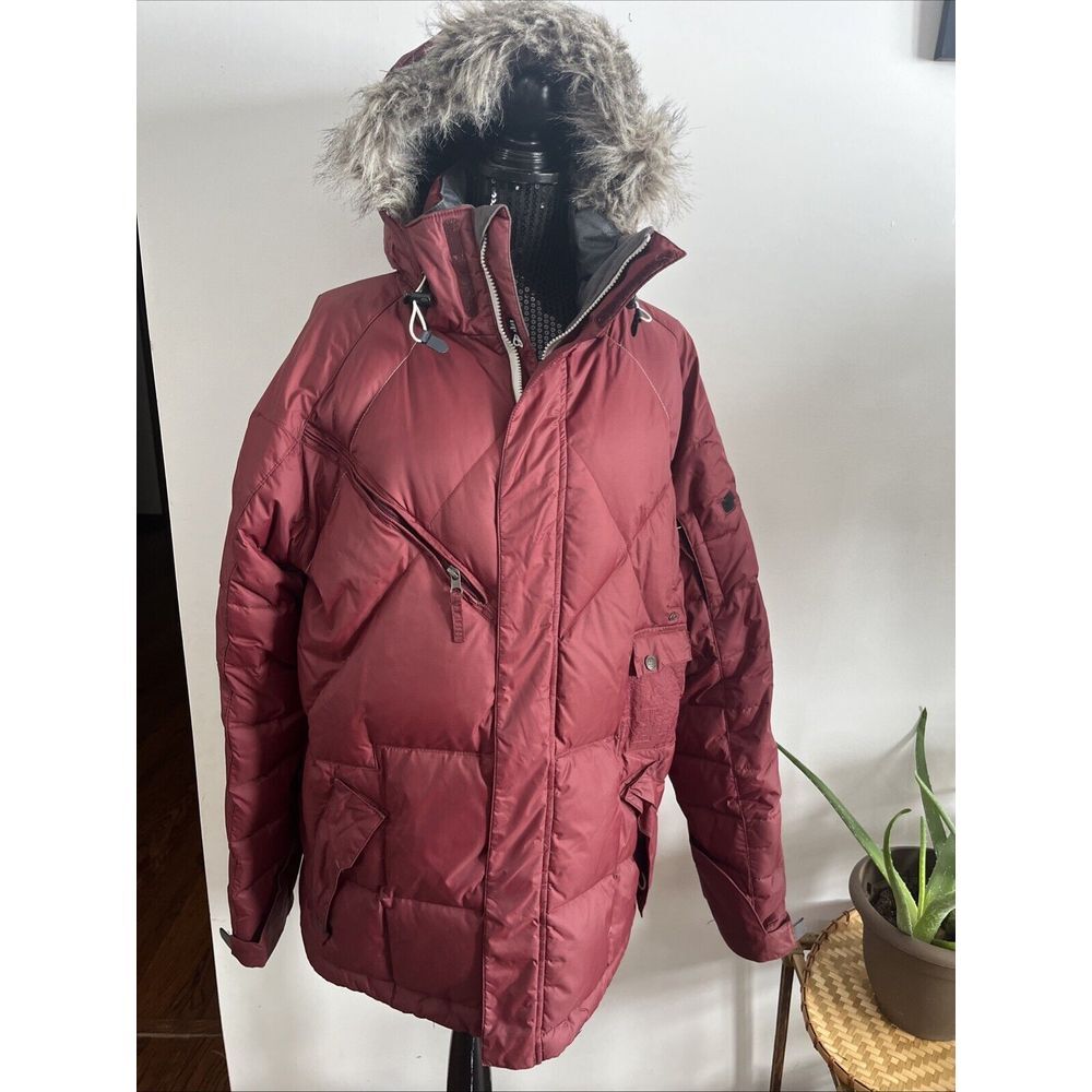 686 ACE Snowboard Ski Jacket Hood Med? Maroon Artist Collaboration Matzu READ